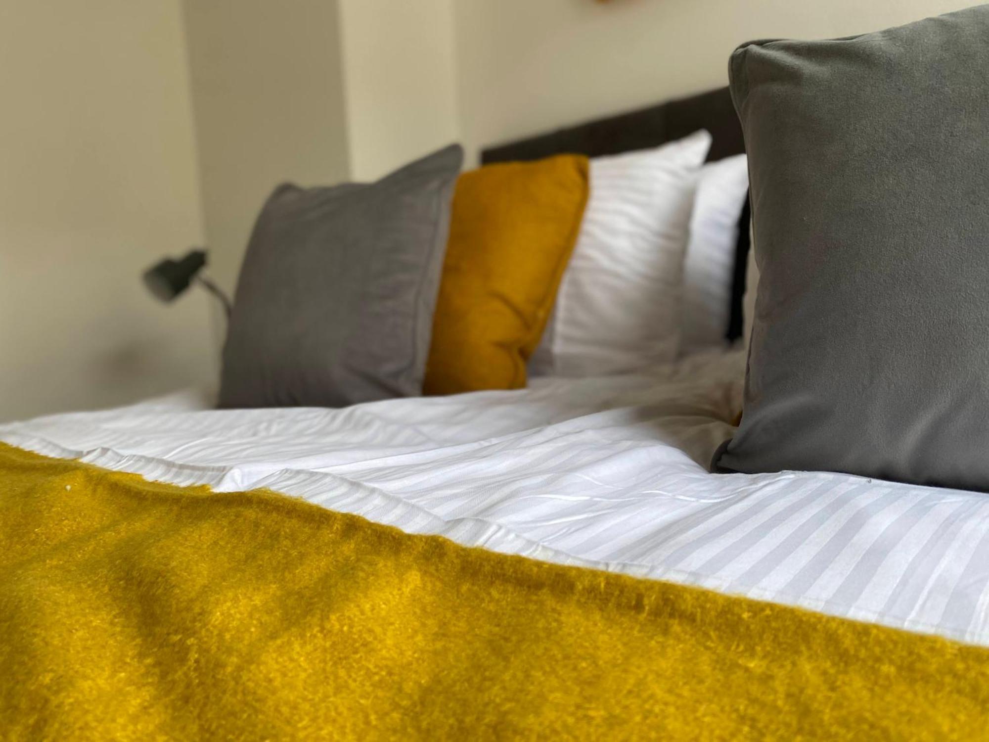 3-Bed House Close To Goodison Park, Liverpool Eksteriør billede